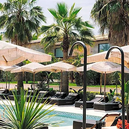 Hotell Kallithea Village 5*