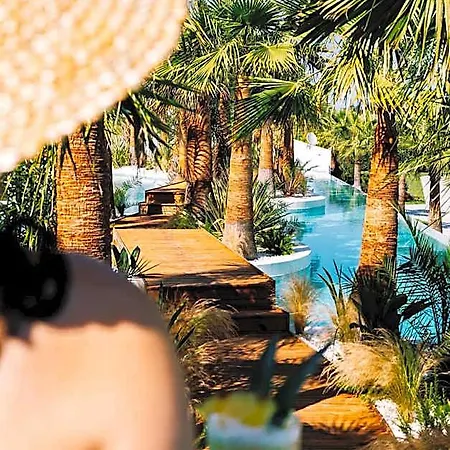 Kallithea Village Hotell