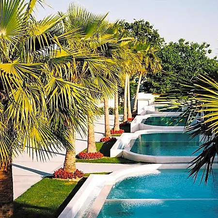 Hotell Kallithea Village 5*