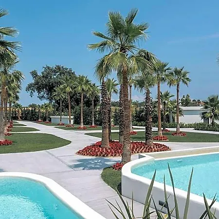 Hotell Kallithea Village 5*